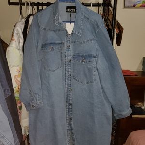 Pieces Curve mini denim shirt dress in light wash blue